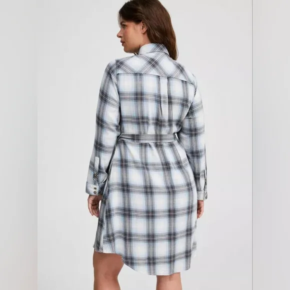 Plaid Button-Up Belted Dress - Picture 3 of 8